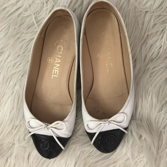 CHANEL Shoes - Chanel Flats white black 5.5 authentic